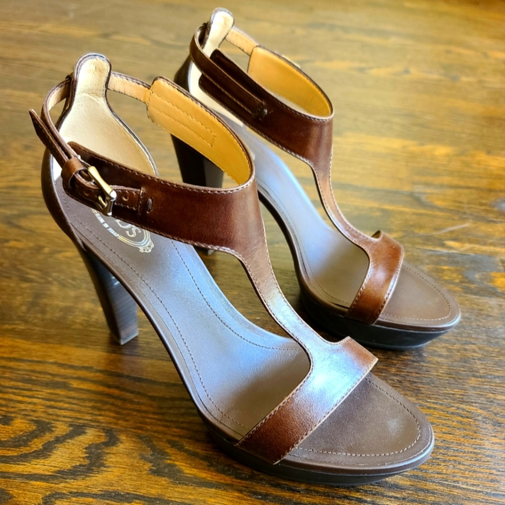 Tod's sandals